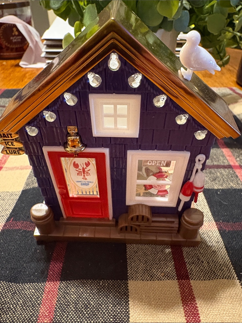 Nwt Adorable “Fish Bait Shop” Wallflower Plug In